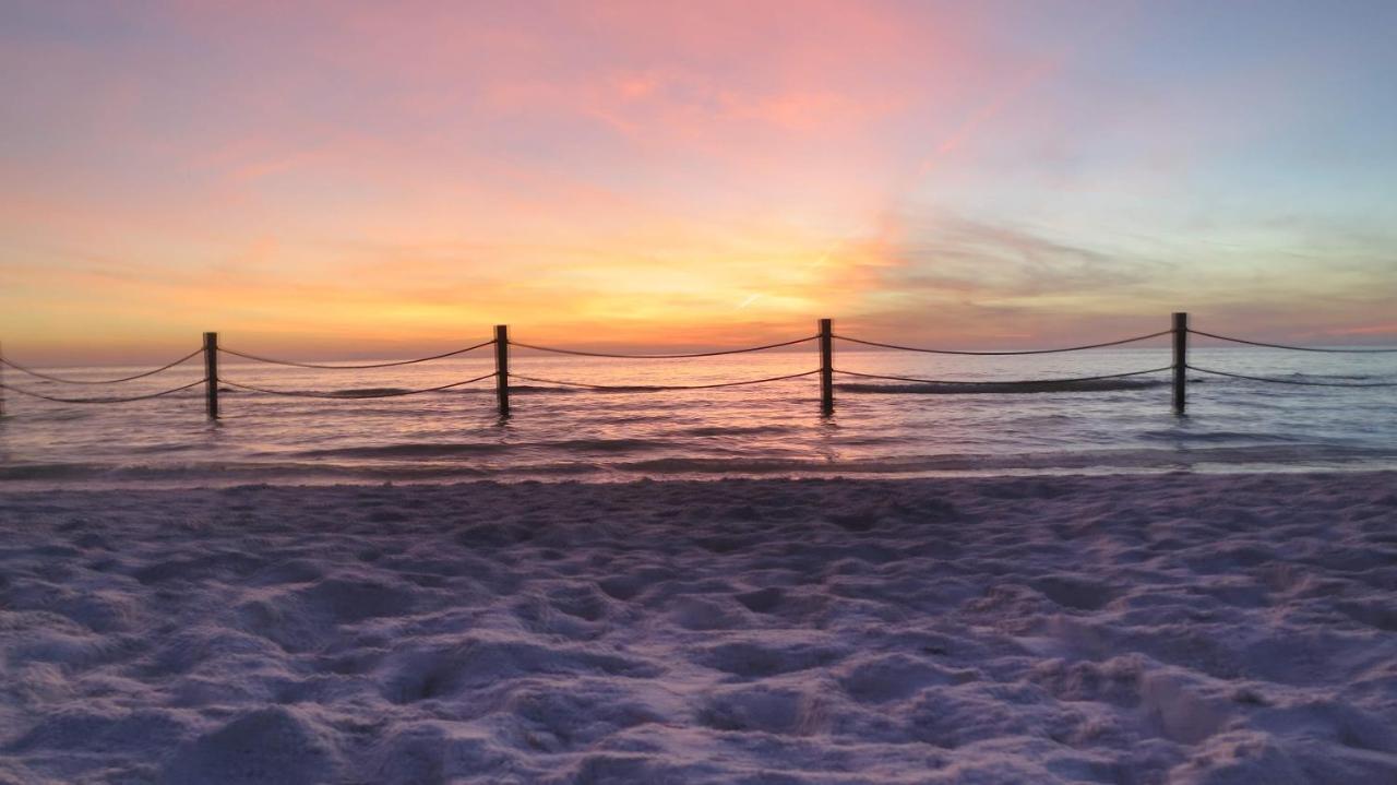201 Sandy Shores Condos St. Pete Beach Εξωτερικό φωτογραφία