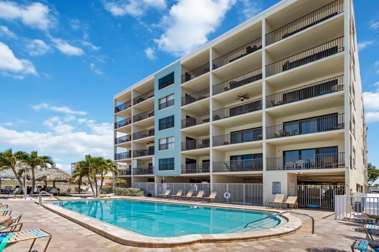 201 Sandy Shores Condos St. Pete Beach Εξωτερικό φωτογραφία