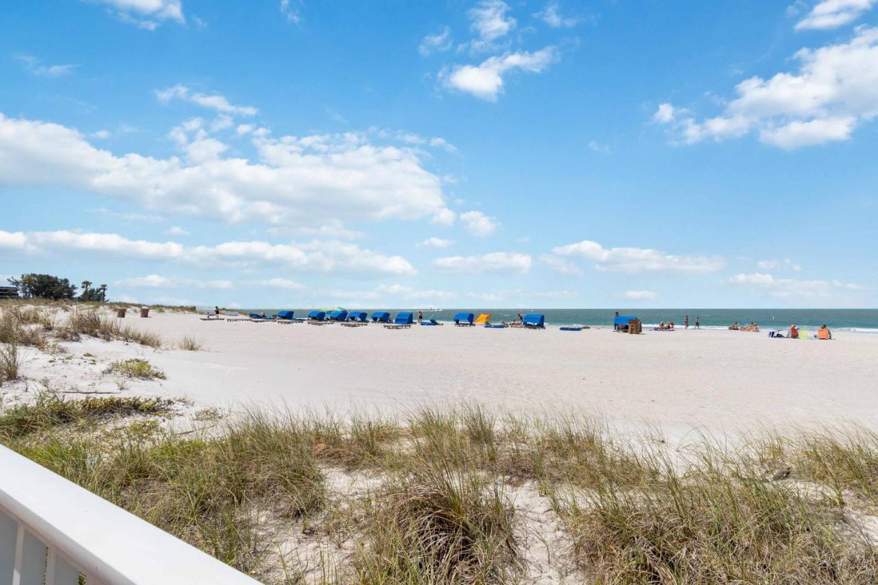 201 Sandy Shores Condos St. Pete Beach Εξωτερικό φωτογραφία