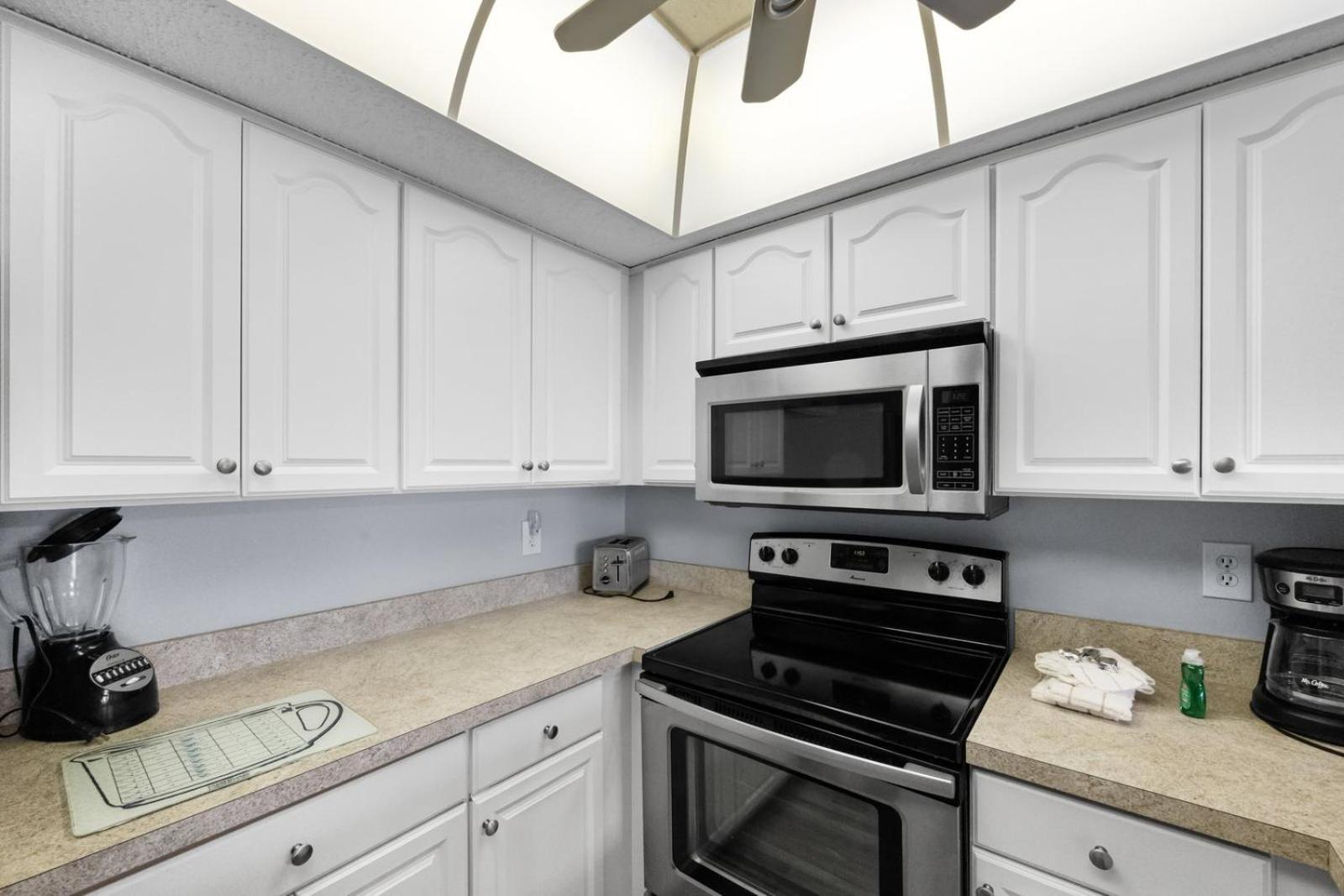 201 Sandy Shores Condos St. Pete Beach Εξωτερικό φωτογραφία