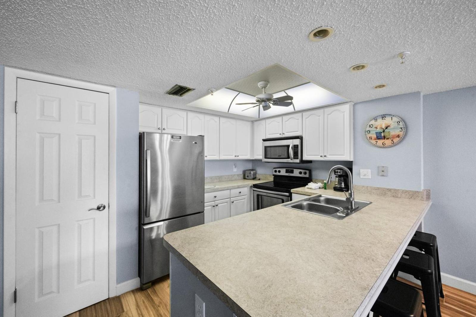 201 Sandy Shores Condos St. Pete Beach Εξωτερικό φωτογραφία