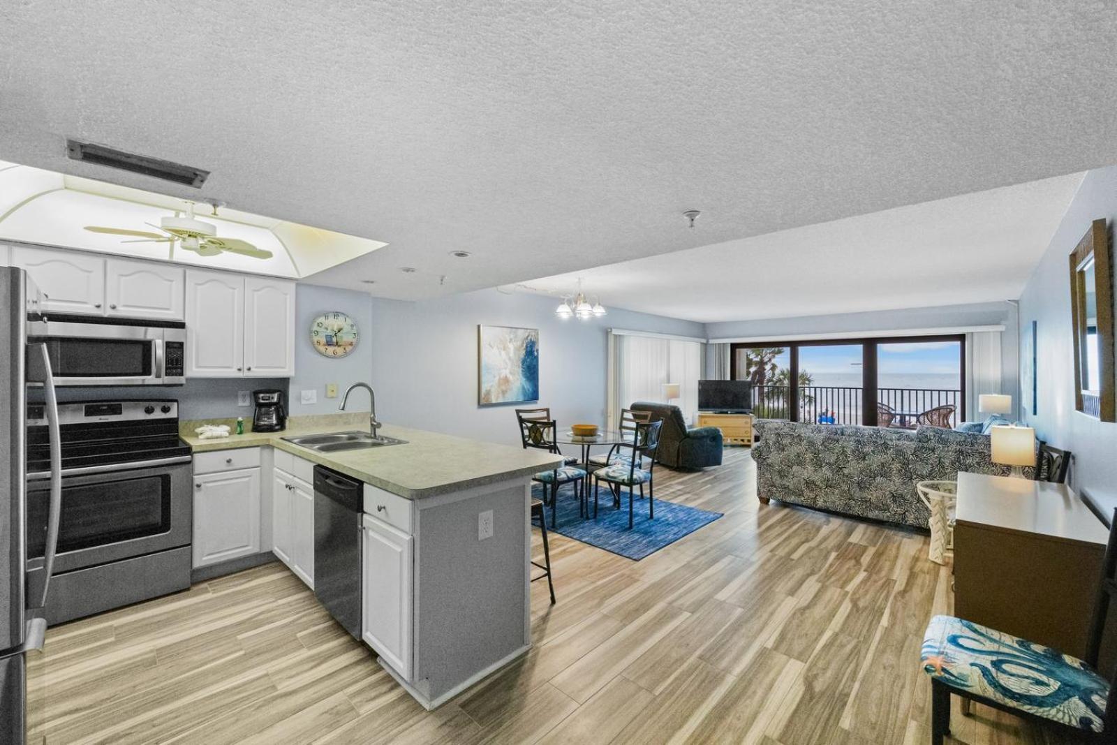 201 Sandy Shores Condos St. Pete Beach Εξωτερικό φωτογραφία