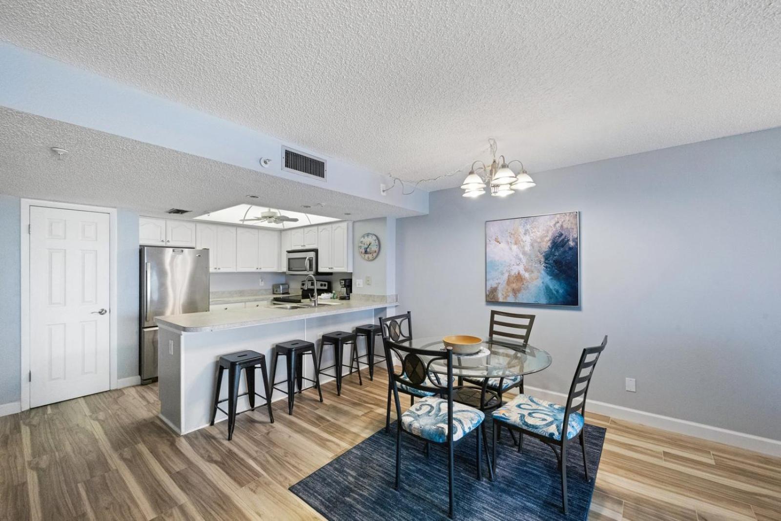 201 Sandy Shores Condos St. Pete Beach Εξωτερικό φωτογραφία