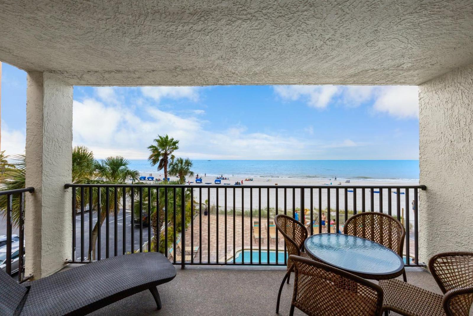 201 Sandy Shores Condos St. Pete Beach Εξωτερικό φωτογραφία